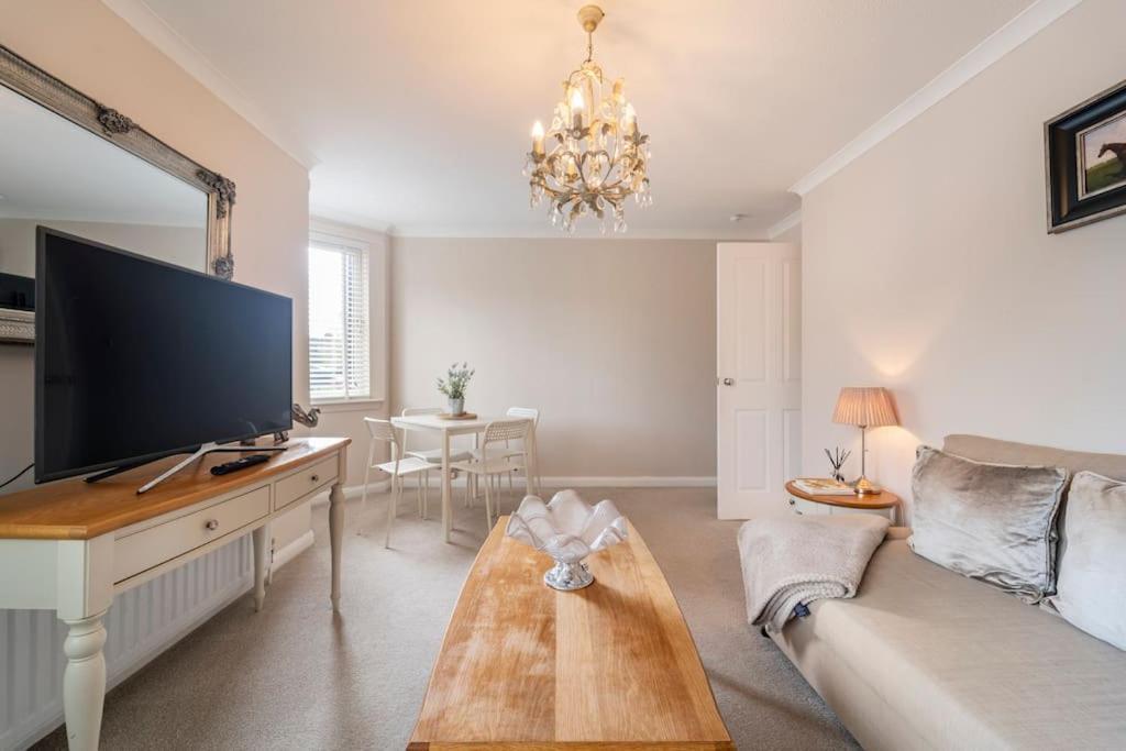 Immaculate City Centre Apartment With Free Parking - Ground Floor Aberdeen Buitenkant foto